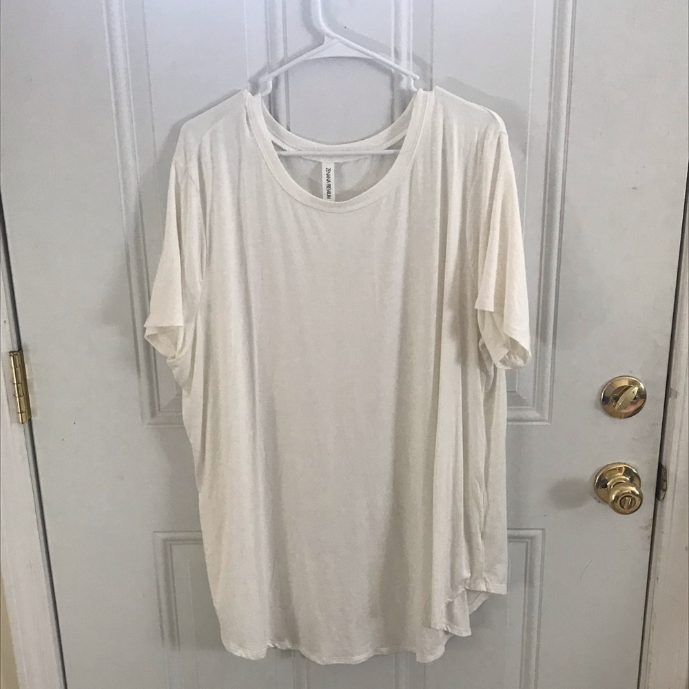 Short sleeve top